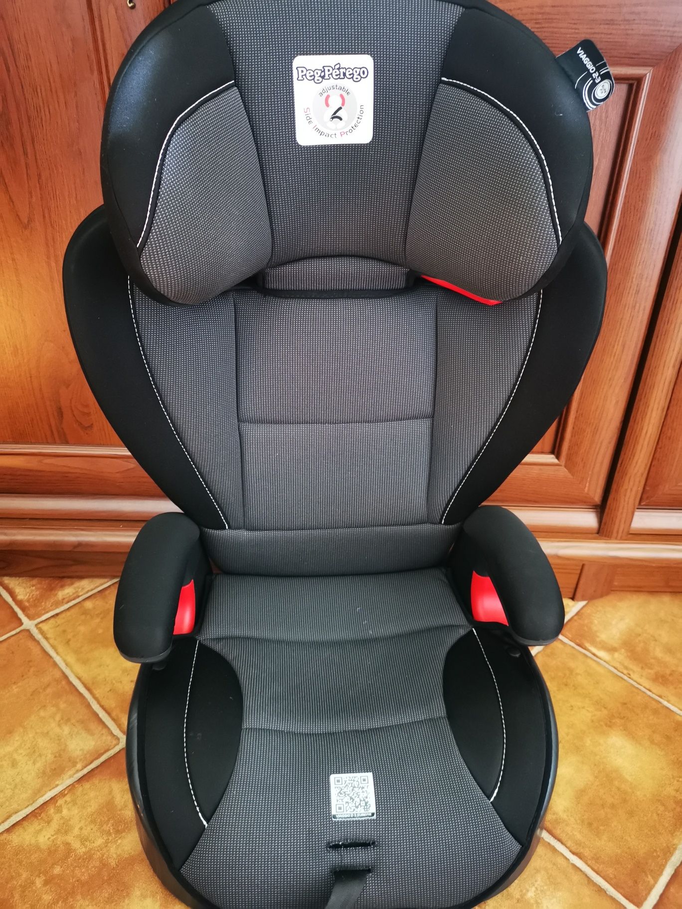 Автокрісло Peg-Perego Viaggio Surefix  бустер Isofix