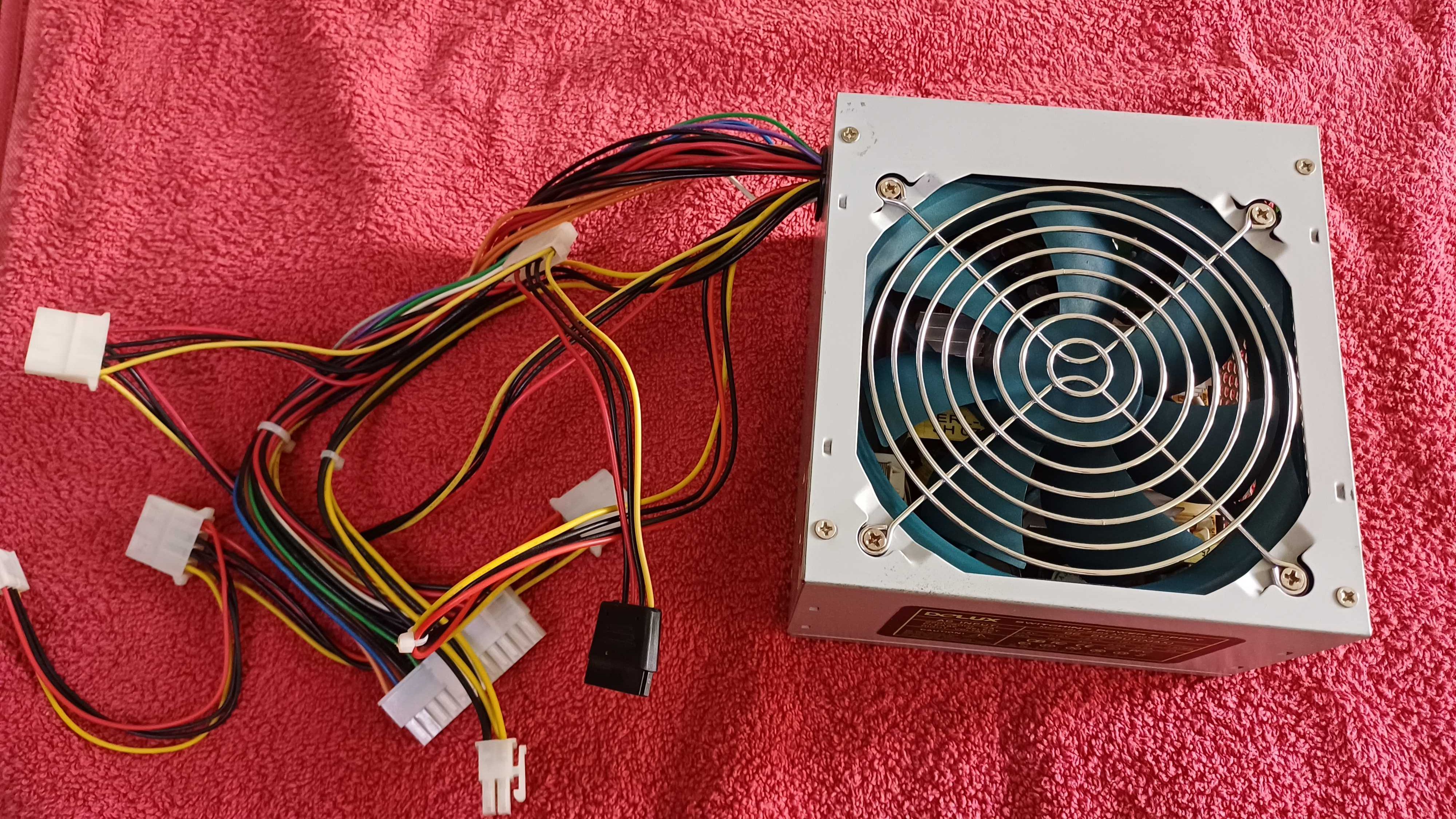 Блок питания Delux ATX-400w fan-120mm