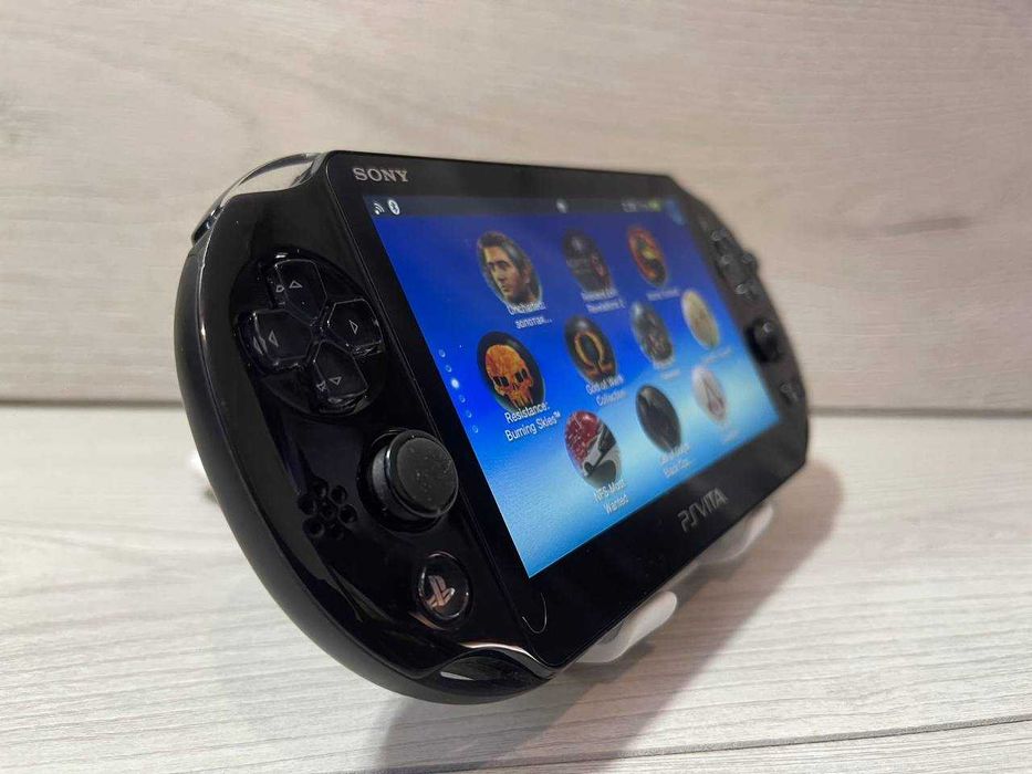 Sony PS VITA Slim Black 64GB + 30 Ігор встановлено + Повний комплект.