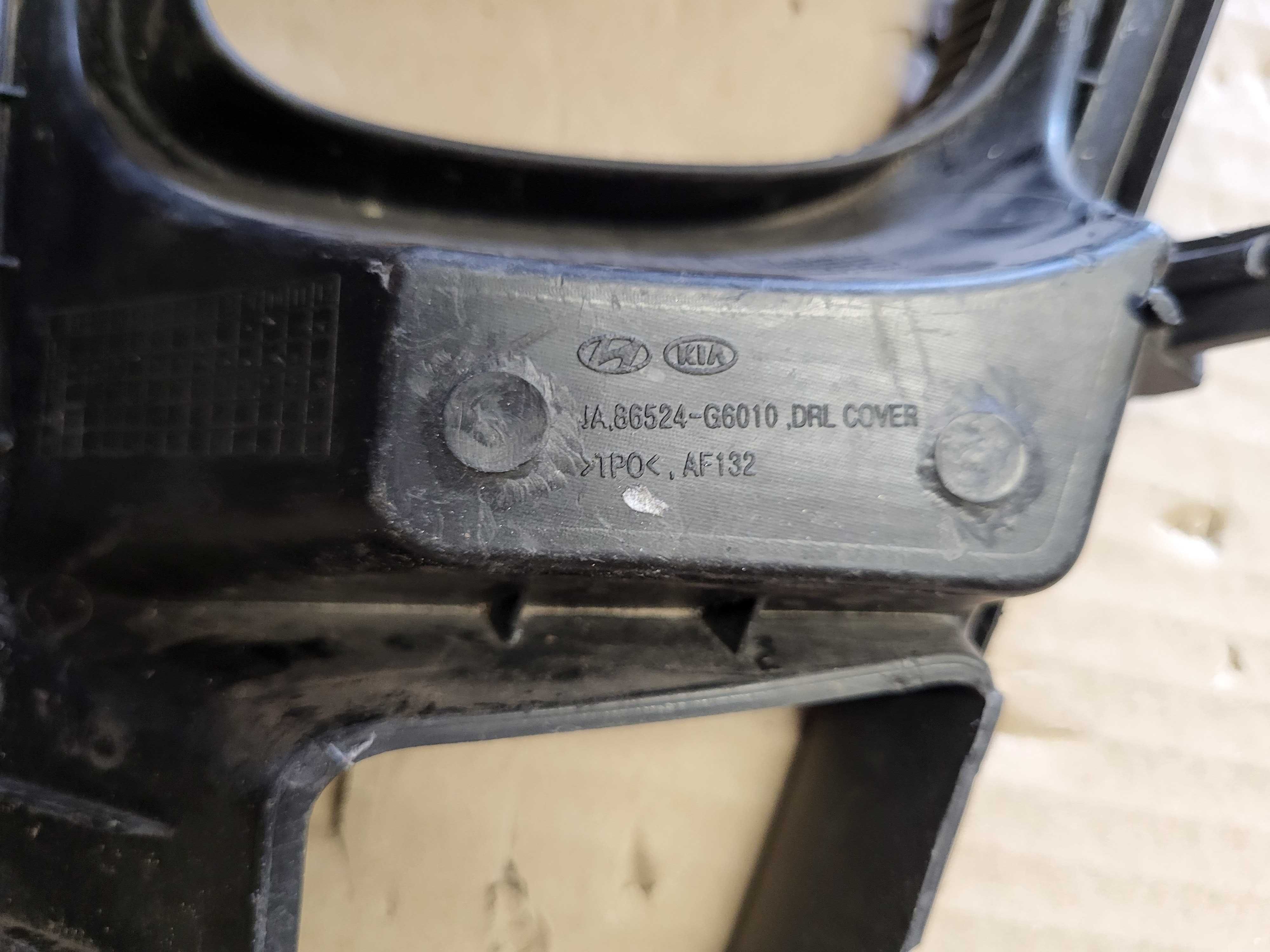 Ramka kratka halogenu zderzaka prawa KIA PICANTO III MK3