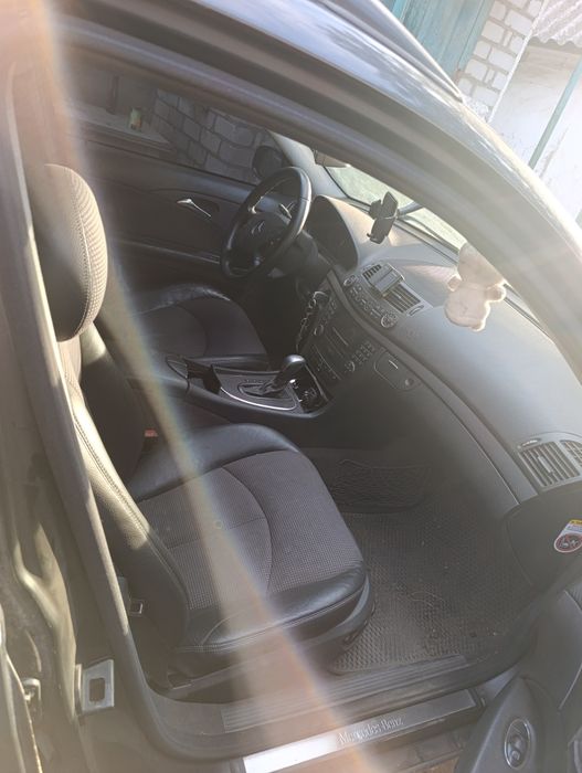 Мерседес Е220 w211 После Дтп СРОЧНО!