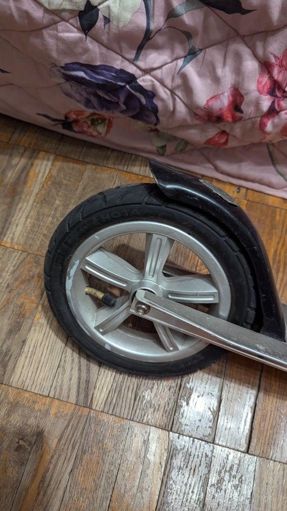 Самокат Hudora Hornet Air 205