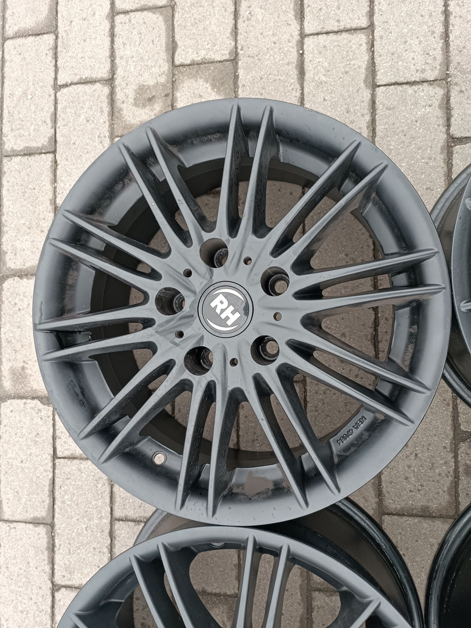 Felgi Alu BMW 3 E90 E91 E92 5x120 ET35 7.5J16