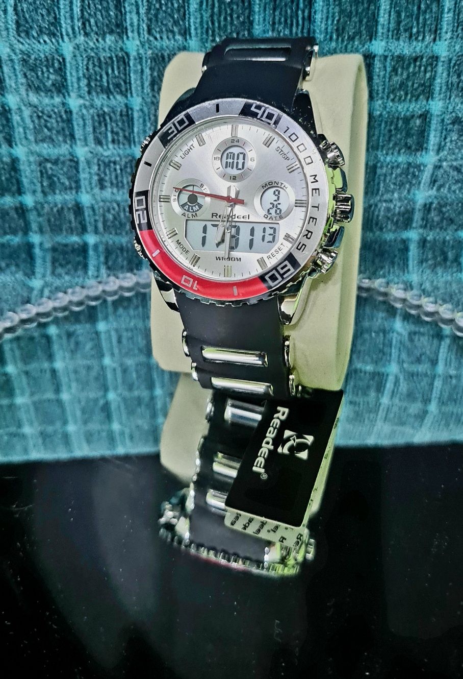 Zegarek firmy Readel