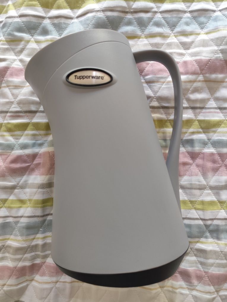 Termo Tupperware 1L novo nunca usado