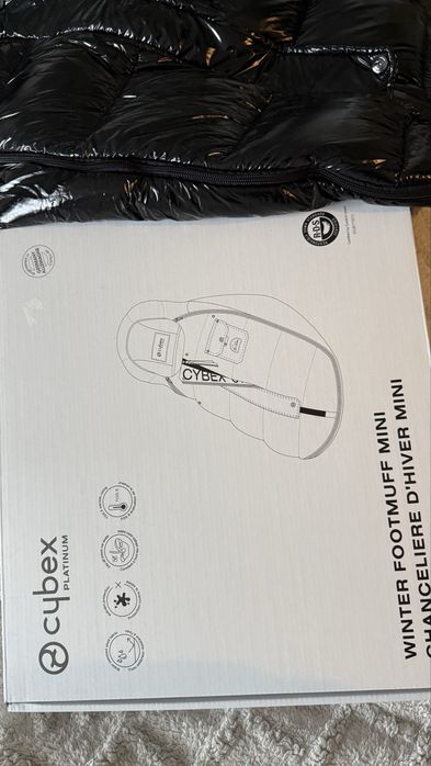 зимовим конвертом Cybex Platinum Winter Footmuff Mini