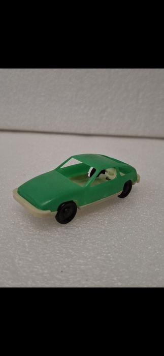 Zielone autko kioskowiec pl