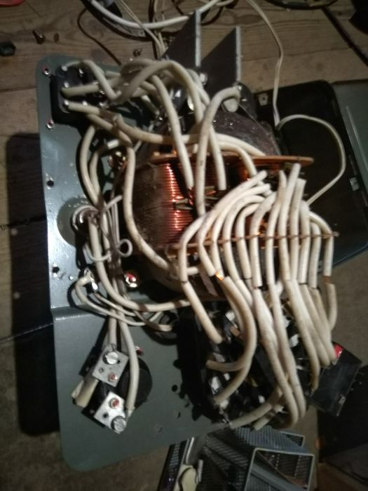 продам Зарядное 12