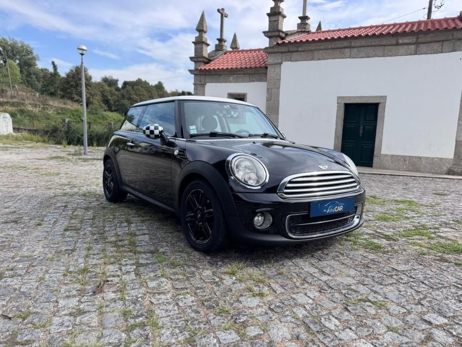 MINI 3 Portas One D