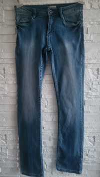 Świetne klasyczne jeansy Slim Leg C&A