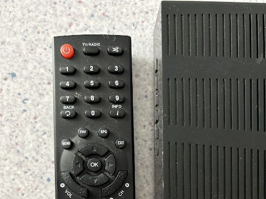 Приемник сигнала спутникового ТВ: SAT HD receiver Vantage VT50HD+
