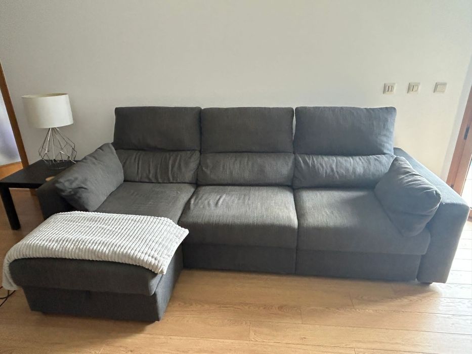 Sofá com Chaise longue
