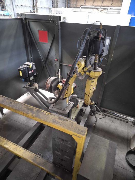 Zrobotyzowana cela do spawania typu H robot spawalniczy fanuc Binzel