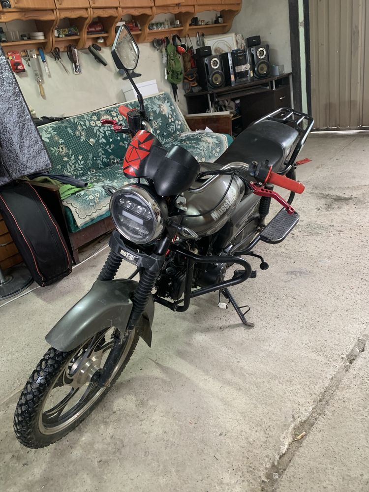 продам мустанг фіт 125