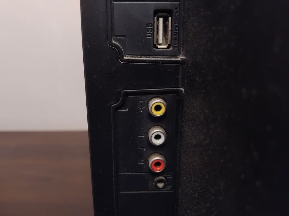 Telewizor LCD Finlux ekran 26 cali