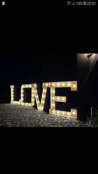 Sprzedam napis Love  100cm