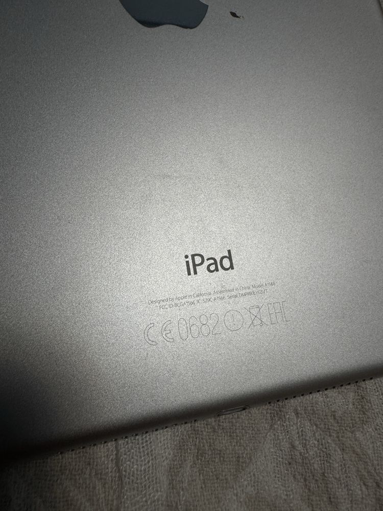 Планшет Apple A1566 iPad Air 2 б/у
