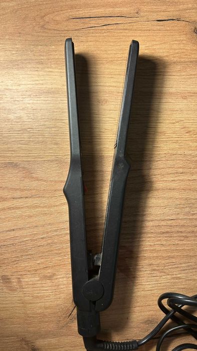 утюжок для волосся