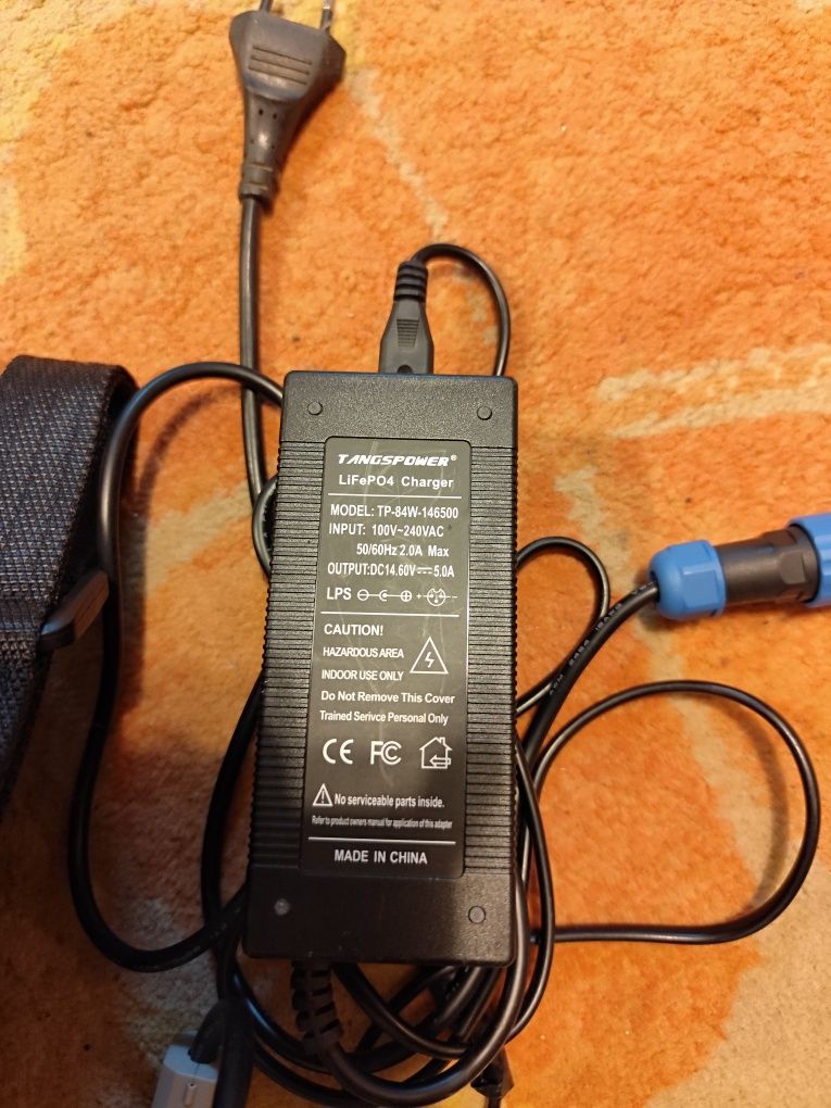 Echosonda Garmin Striker plus 7 SV z akumulatorem zestaw