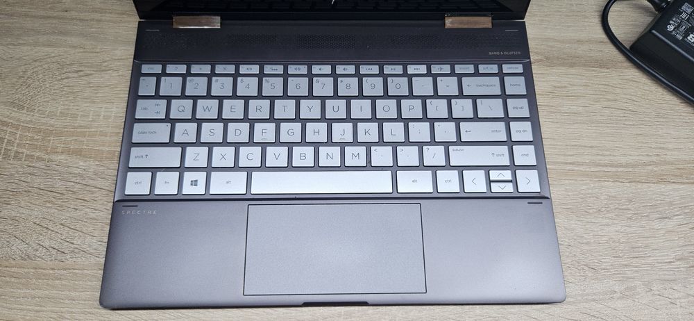 HP Spectre x360 13-ae006no i7-8550U, 16GB Ram, 256GB dysk