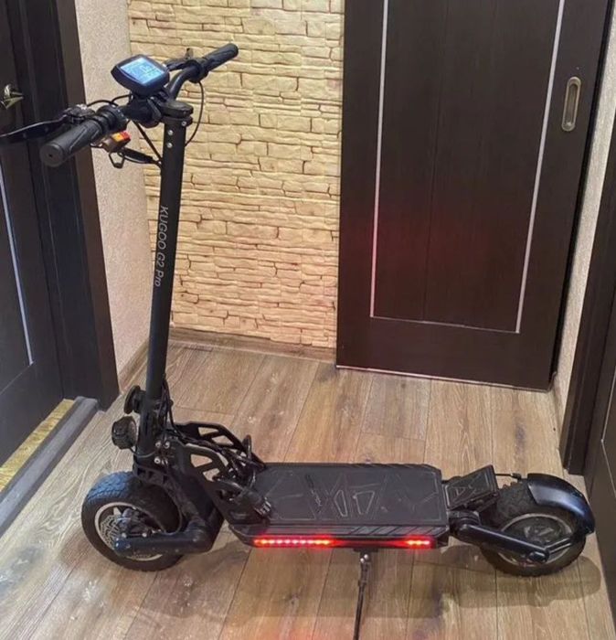 Електросасокат KUGOO g2 pro