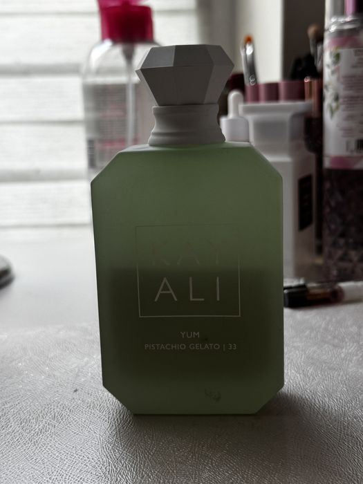 Kayali YUM Pistachio Gelato 33
