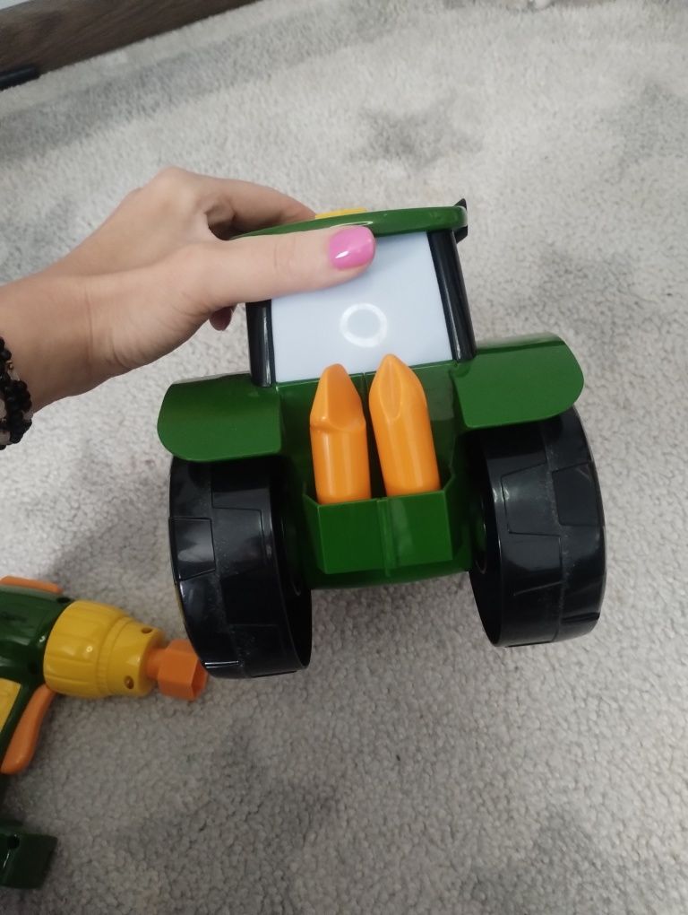 Traktorek John Deere