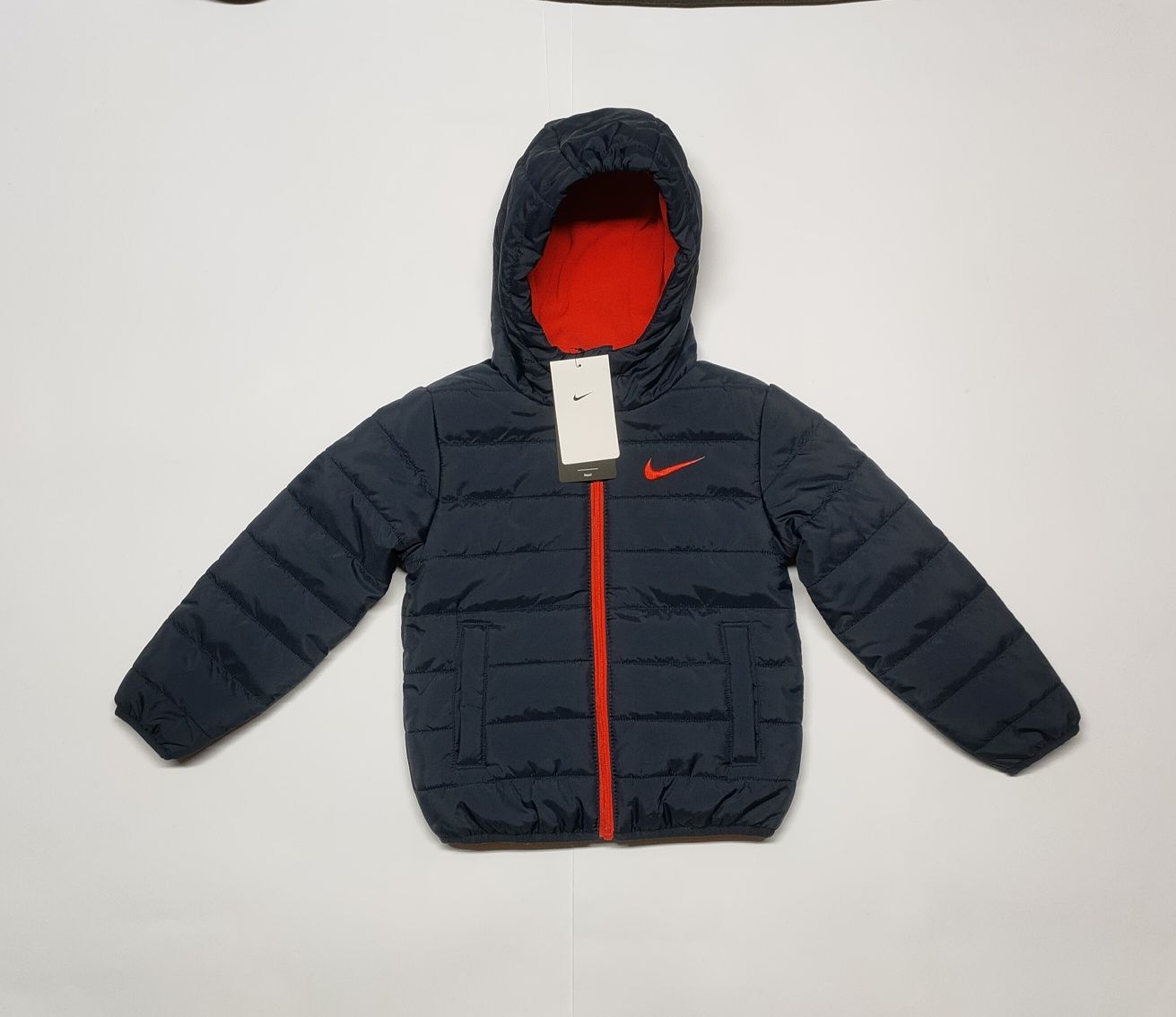 Kurtka Nike dziecięca czarna ocieplana z kapturem r 104-110 CM 4-5 YRS