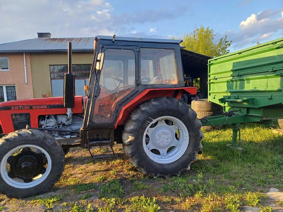 Ciągnik rolniczy ZETOR 6245