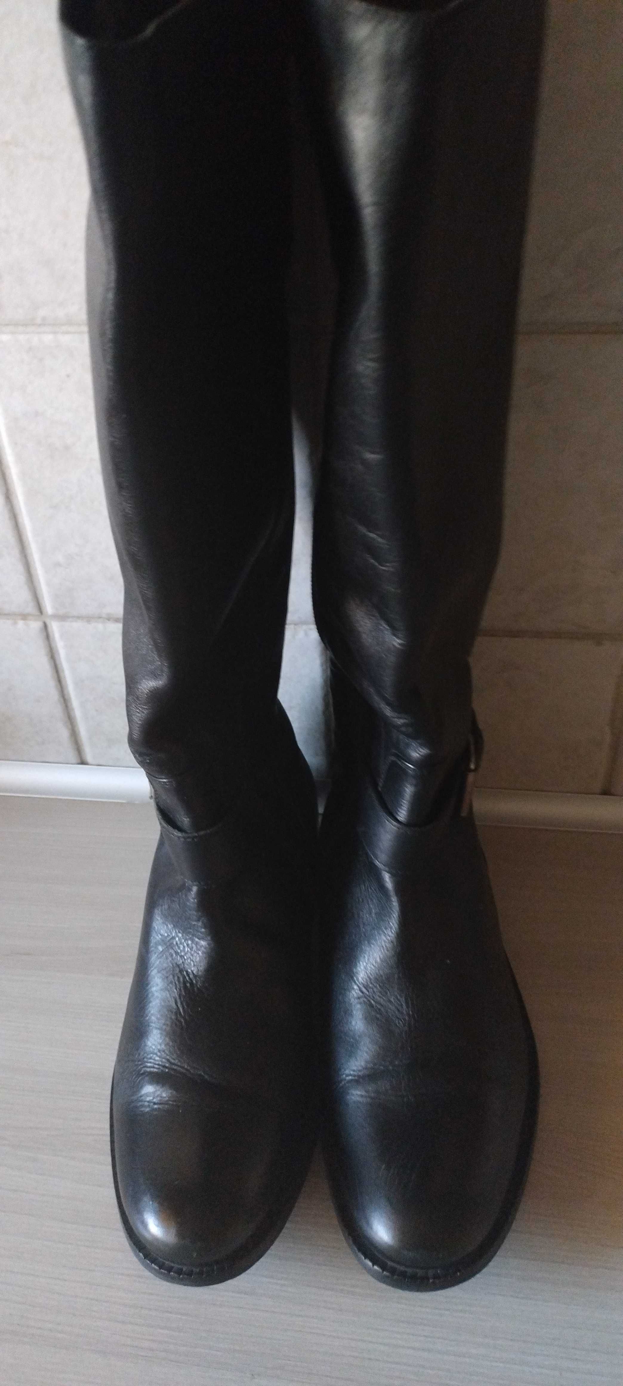 Buty damskie długie z naturalnej skóry .