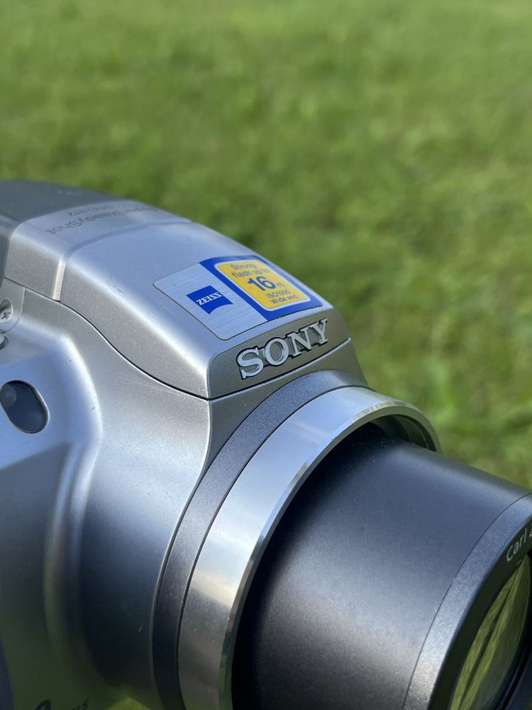 Sony Cyber-shot DSC‑H2 – vintage aparat cyfrowy, stan bardzo dobry