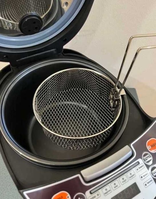 Мультиварка з фритюрницею Rainberg RB-6207 — багатофункціональна