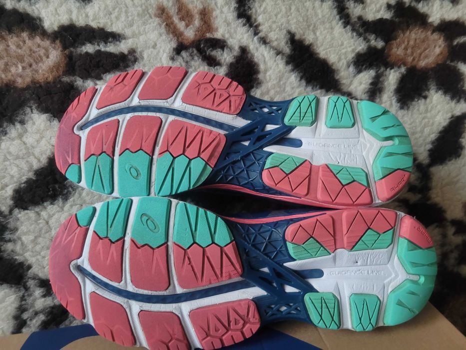 Super sportowe buty do beigania Asics Gel kayano 23 r.39,5 wkł.25 cm