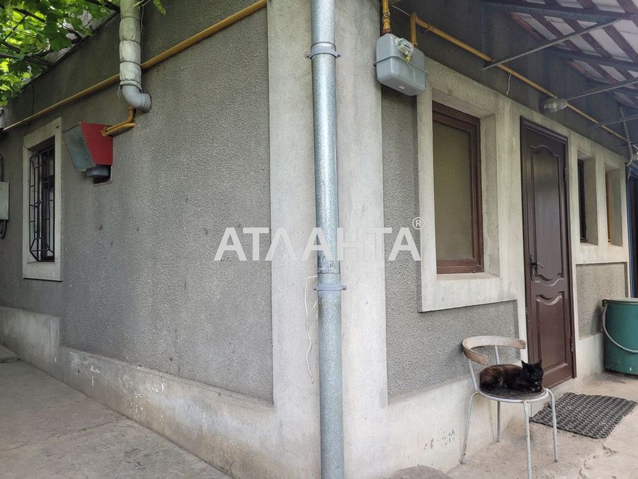 Часть дома в центре Слободки. Квартира на земле. Есть гараж