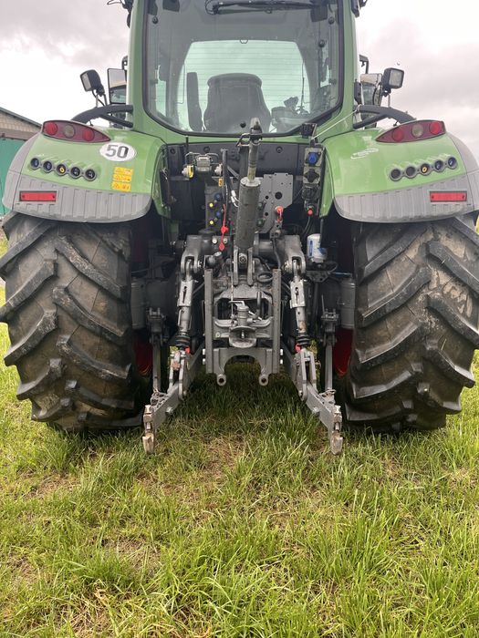 Ciagnik rolniczy Fendt 724 Vario