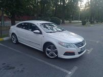 Автомобіль Volkwagen Passat 2010