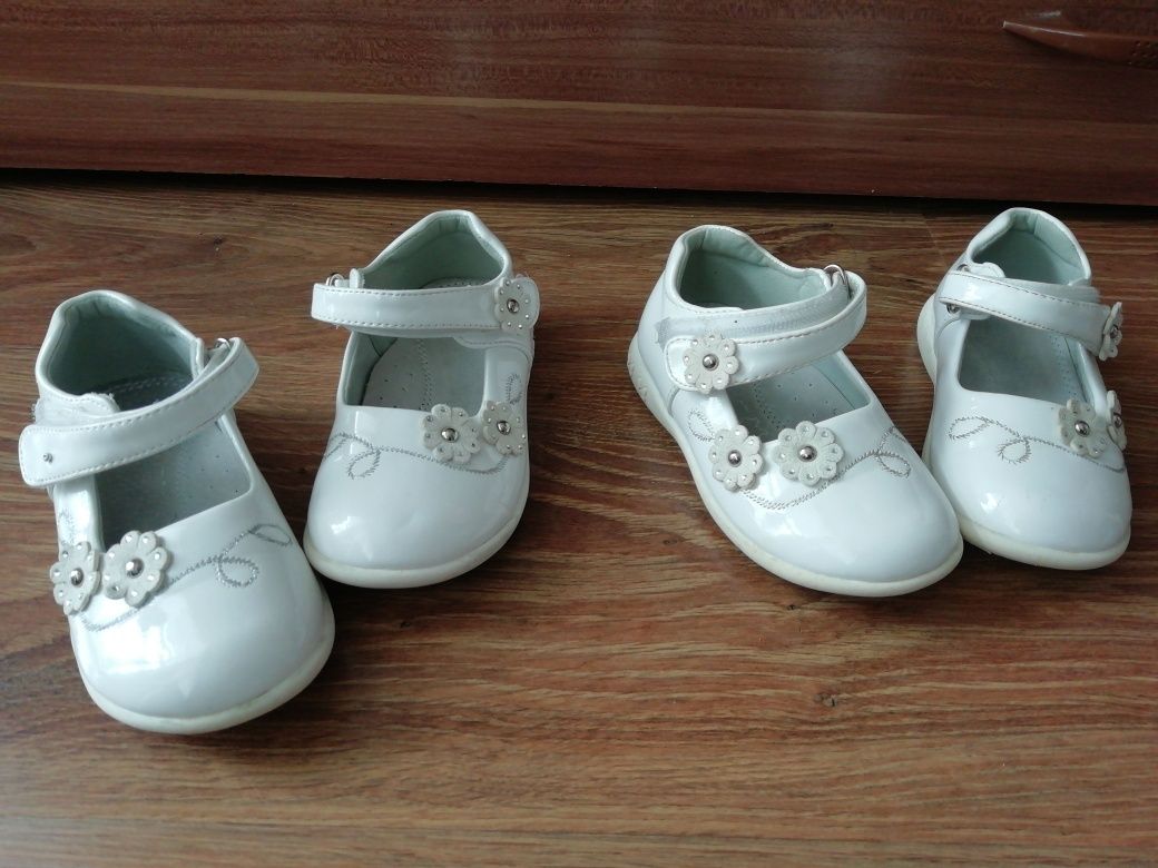 Sprzedam buty adidasy sandałki