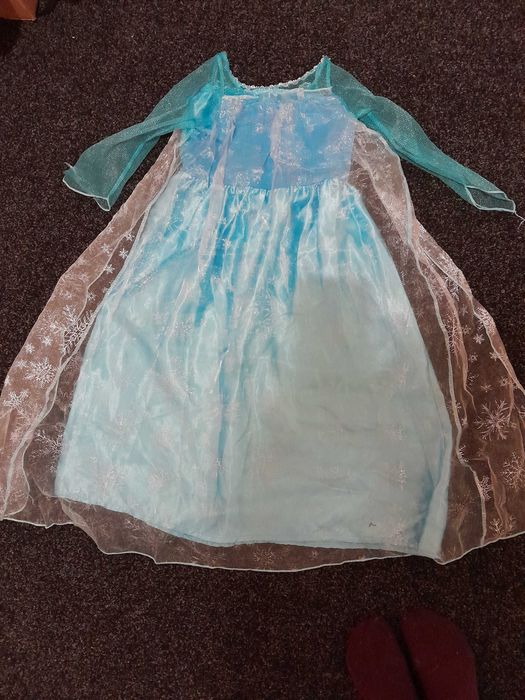 Платье Эльзы на принцессу