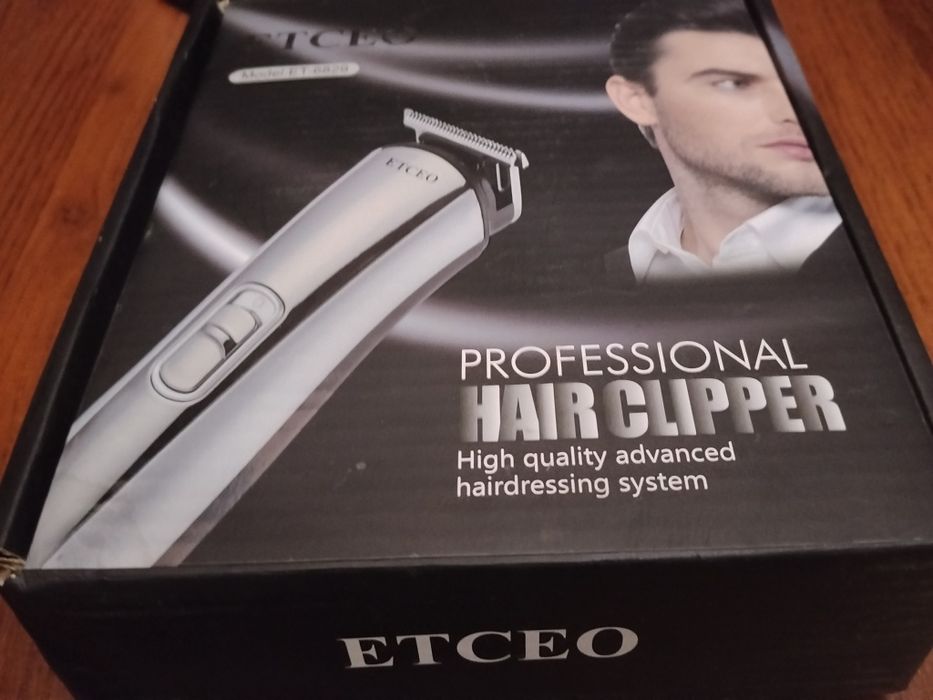 Перукарс. машинка беспроводная для стрижки волос тример Еtceo et-6829