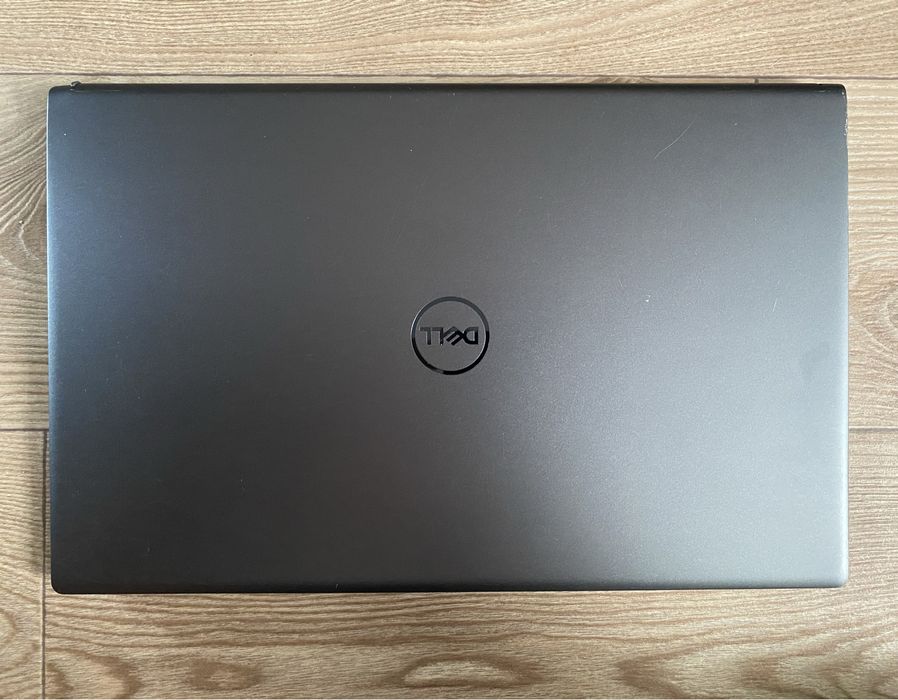 Сенсорний Dell Inspiron 5515 | ryzen 7 5700u | 8/256gb | FullHD IPS
