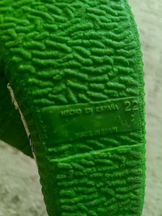 Sapatos Pez Amarillo tamanho 22