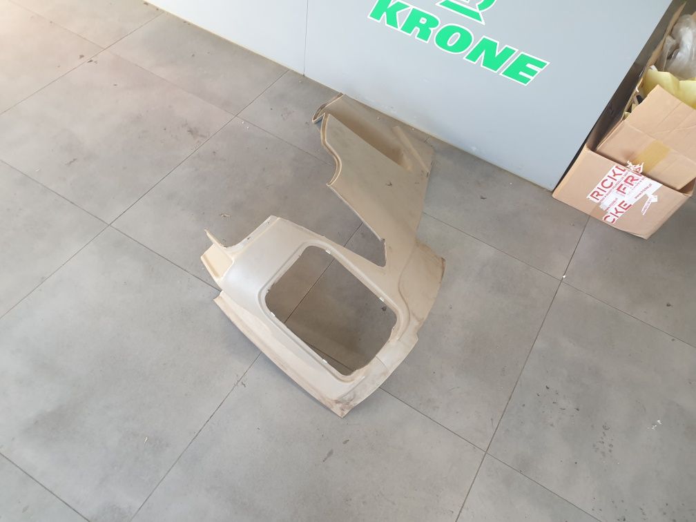 Panel tapicerka boczna John Deere 6150r pod jostock tura