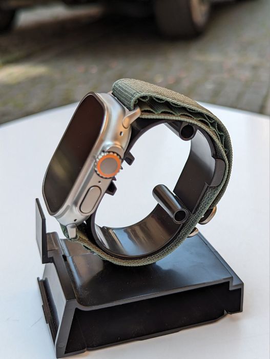 Apple Watch Ultra 49mm Titanium Case with Ocean Band / Trail Loop 450$