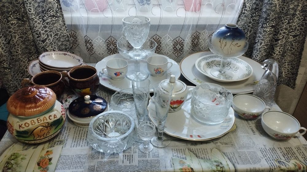 Посуда советская.Фарфор.Сервизы.Хрусталь.Вазы.Чашки