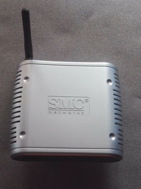 router SMC Barricade 54Mbps Wireless 4 portas