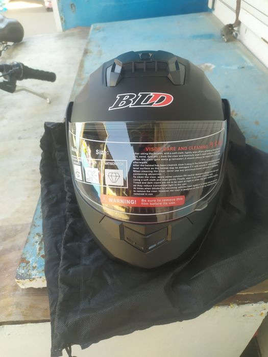 Шлем ,мотошлем ,мотошолом