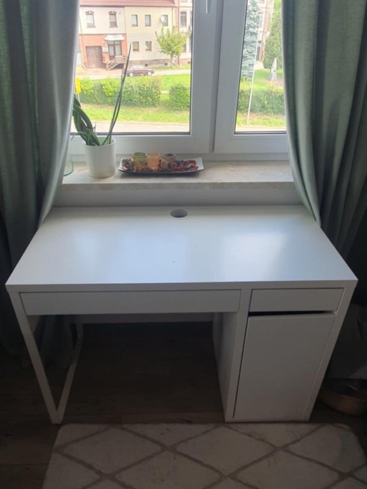 Biurko ikea białe
