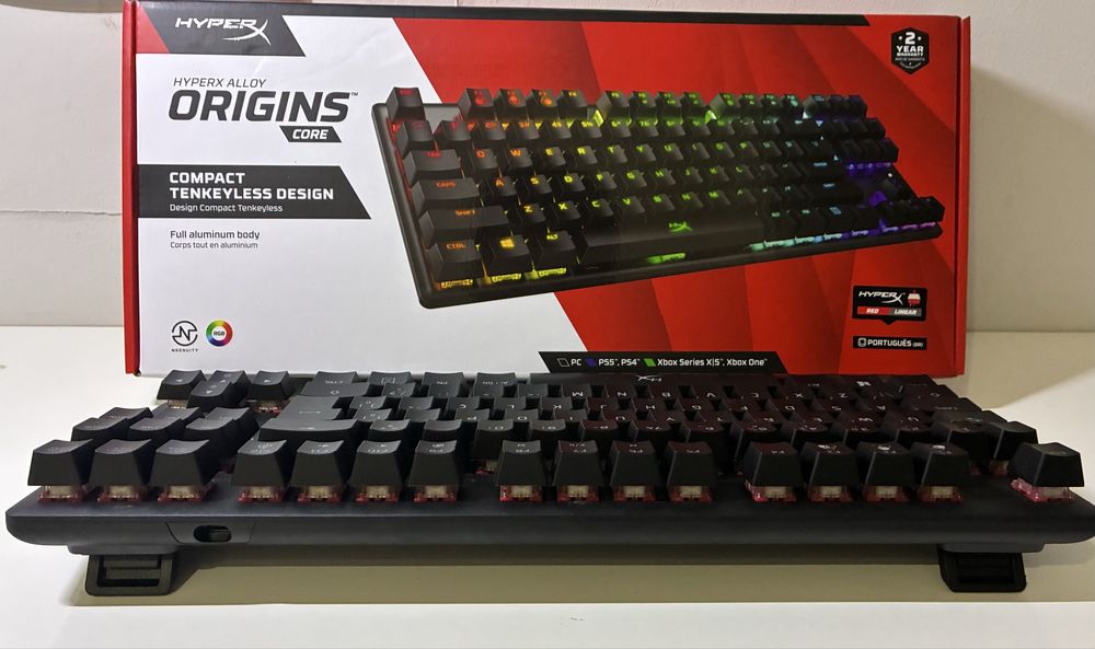 Teclado Mecânico HyperX Alloy Origins Core RGB (Switch Red)