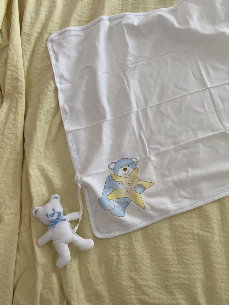 Fraldinha de algodão para bebé com urso