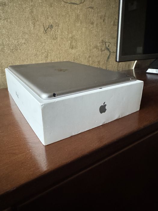 ‼️ iPad 5 32  планшет ОБМЕН!
